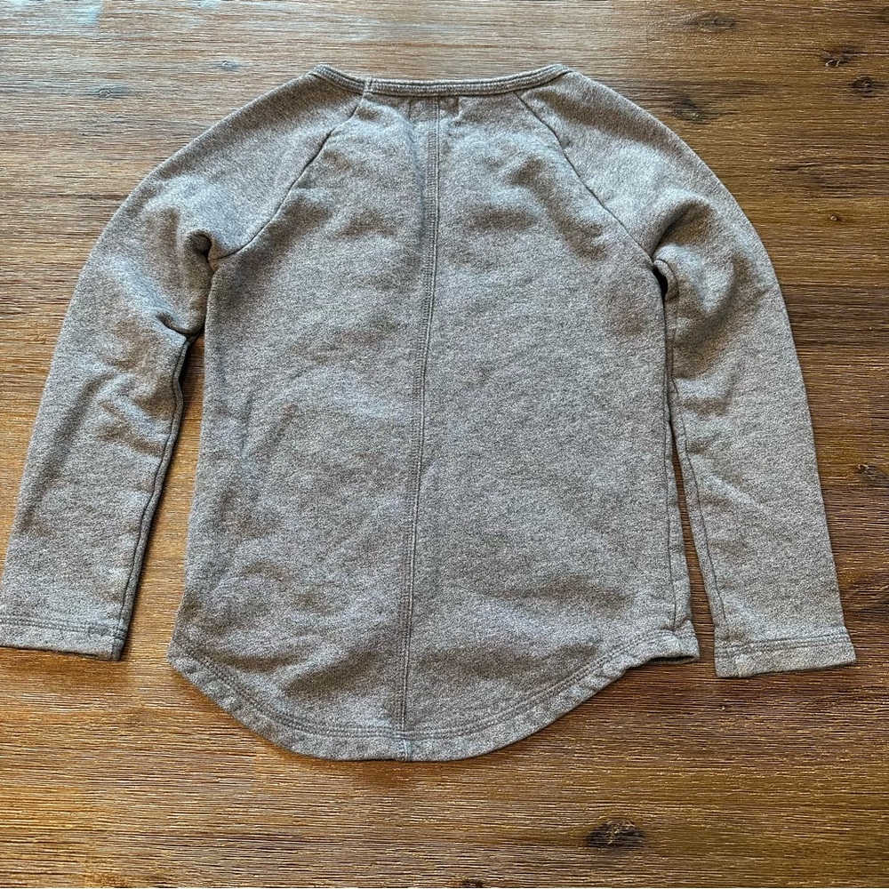3/24$ Roots Kids Grey Sweatshirt size M (7-8 years) - Picture 4 of 4